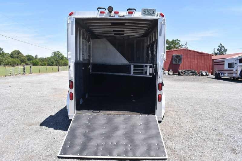 2006 Adam 7302 3 Horse Trailer - Image 3