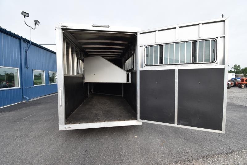 2021 Shadow Trailers Stablemate 3 Horse Trailer - Image 3